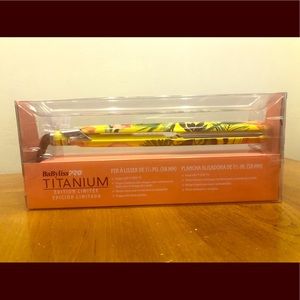 1 1/2” Hair Straightener